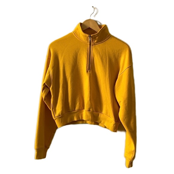 ARITZIA Yellow Sweatsuit - Cozy Fleece 1/4 zip sweatshirt & Perfect Sweatpant - Picture 4 of 8